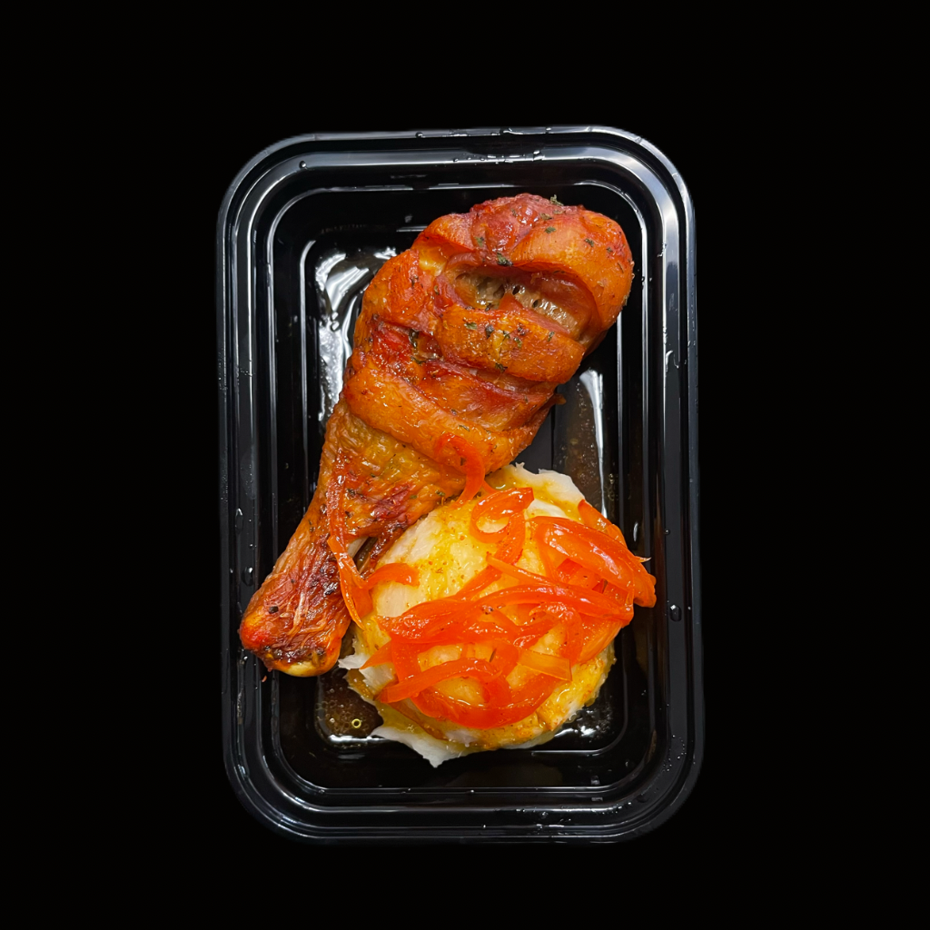 Yuca al Mojo / Muslitos Asados