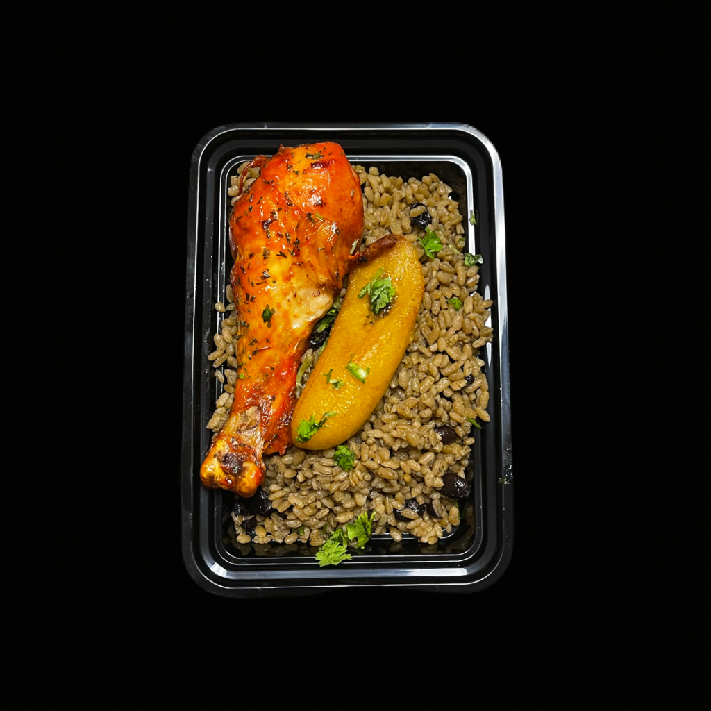 Arroz Congri / Muslos Asados / Amarillo al horno