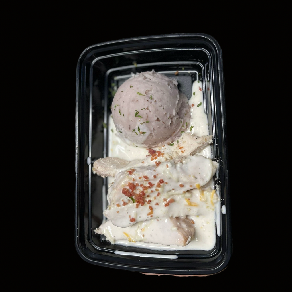 Majado de malanga / Pechuga en Salsa Bacon Ranch